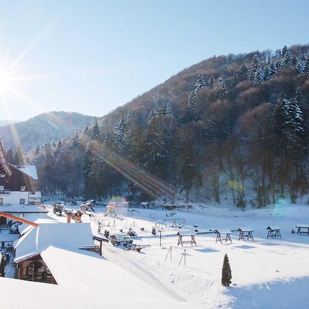 Hotel Miruna Sîmbăta de Sus Bagian luar foto