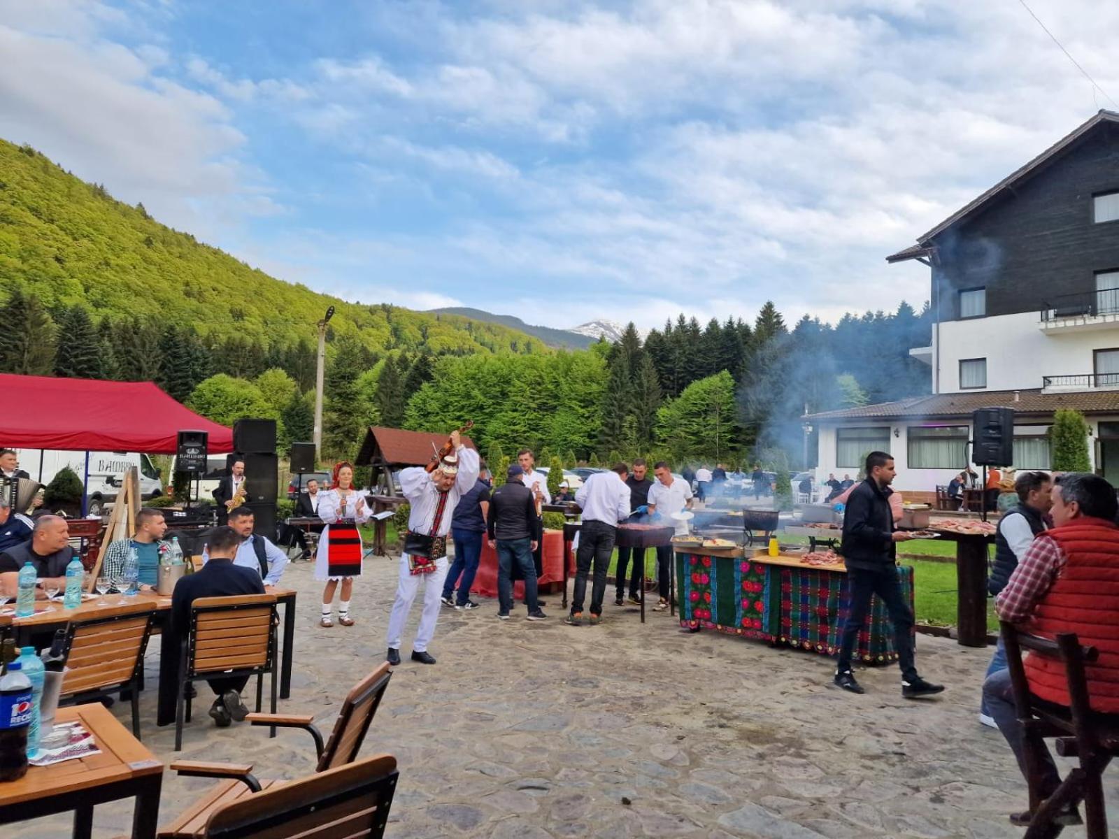 Hotel Miruna Sîmbăta de Sus Bagian luar foto