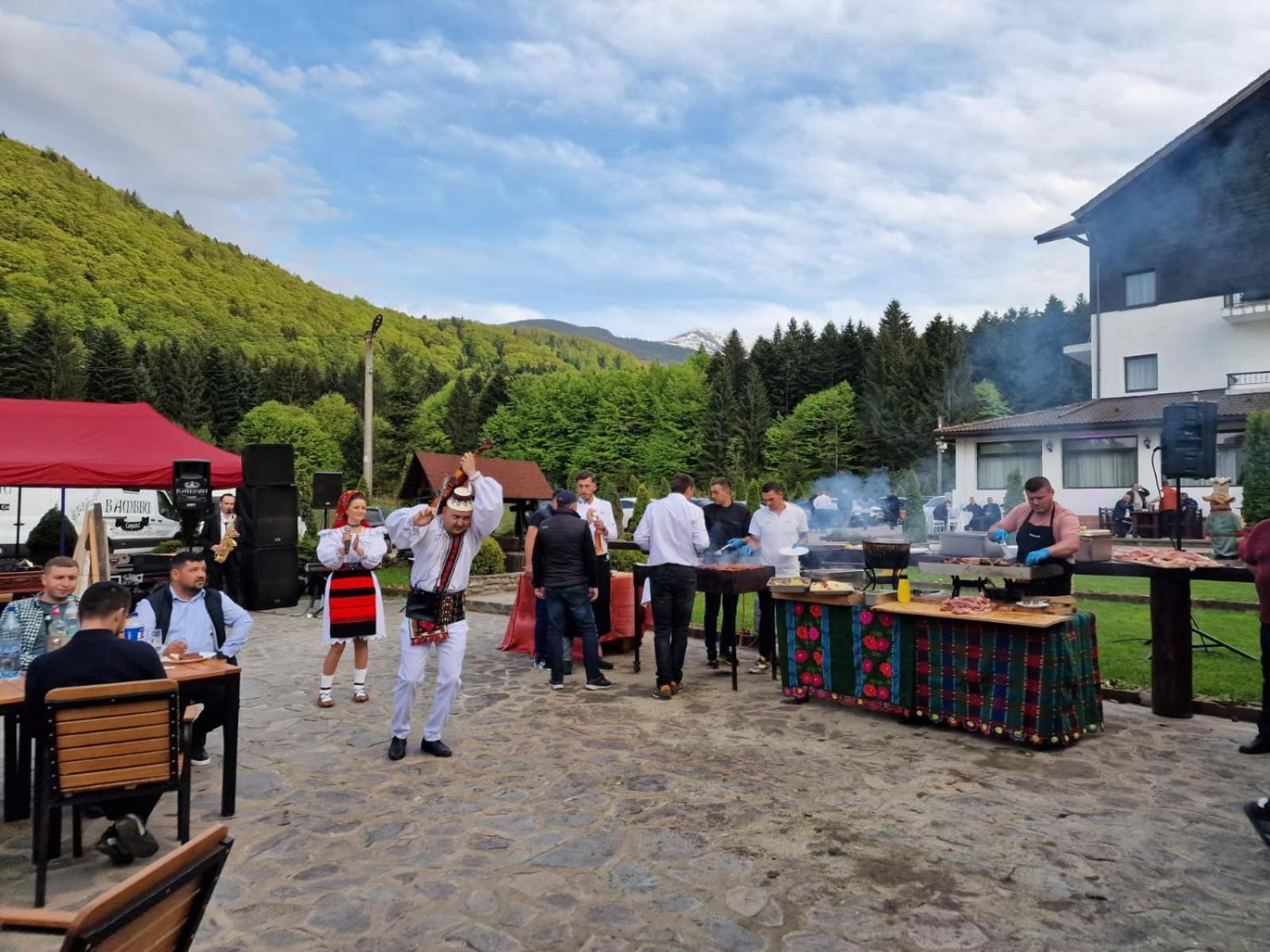 Hotel Miruna Sîmbăta de Sus Bagian luar foto