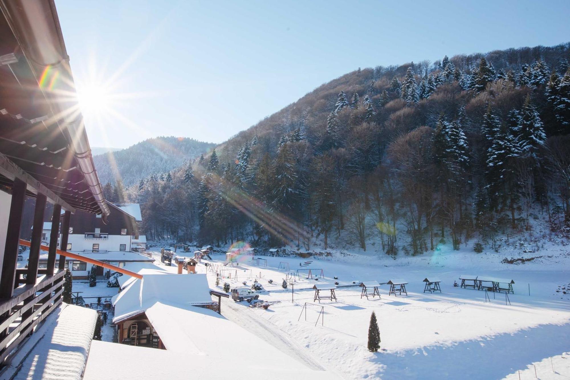 Hotel Miruna Sîmbăta de Sus Bagian luar foto