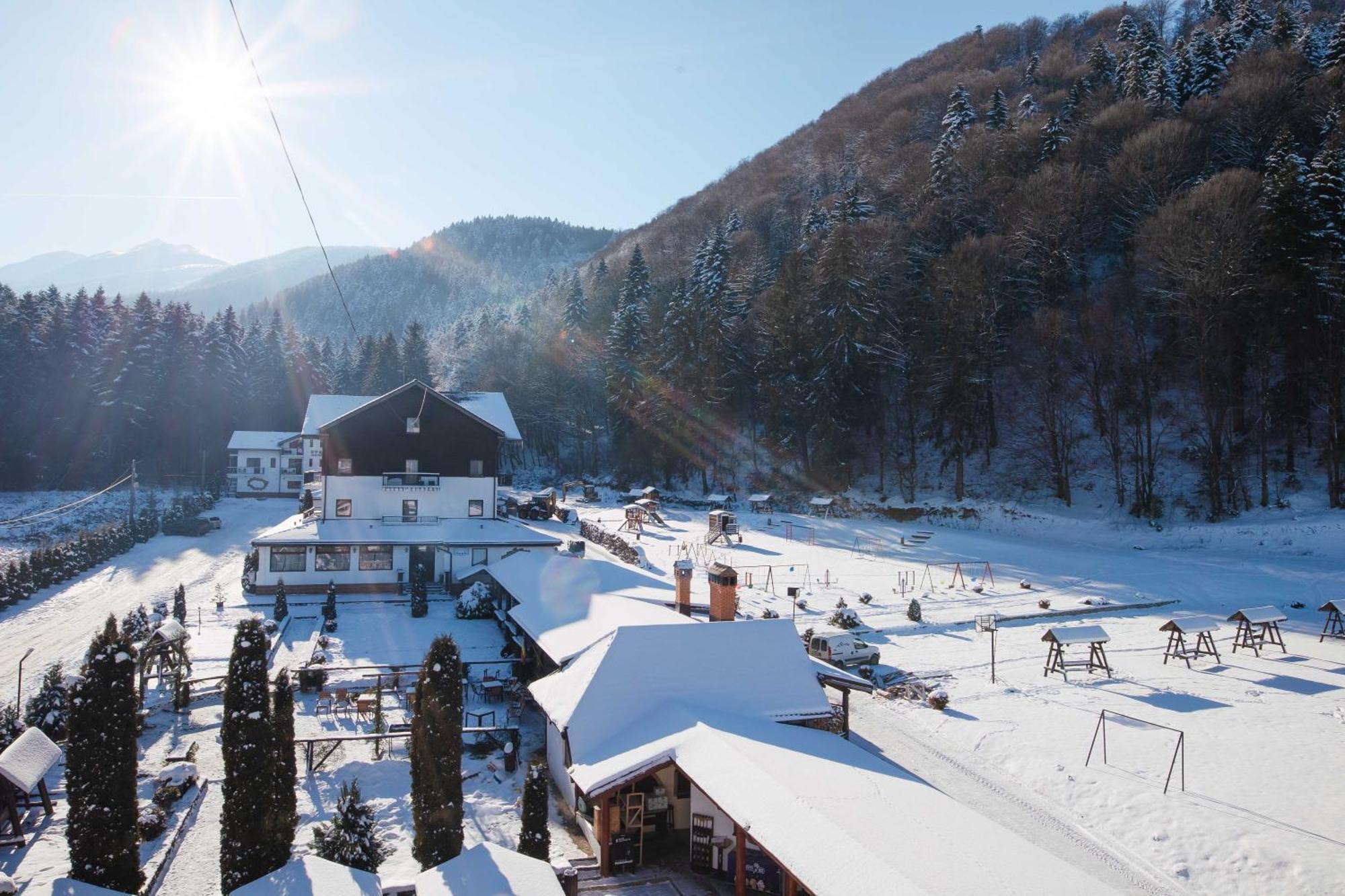 Hotel Miruna Sîmbăta de Sus Bagian luar foto