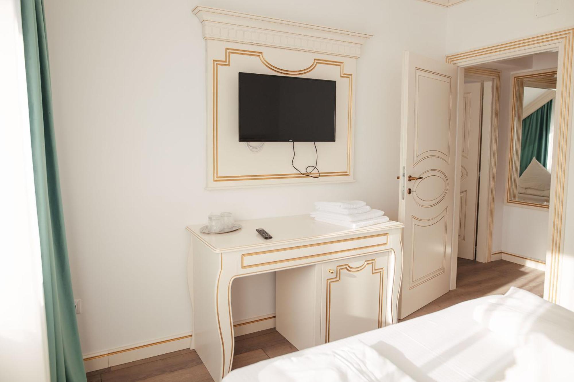 Hotel Miruna Sîmbăta de Sus Bagian luar foto